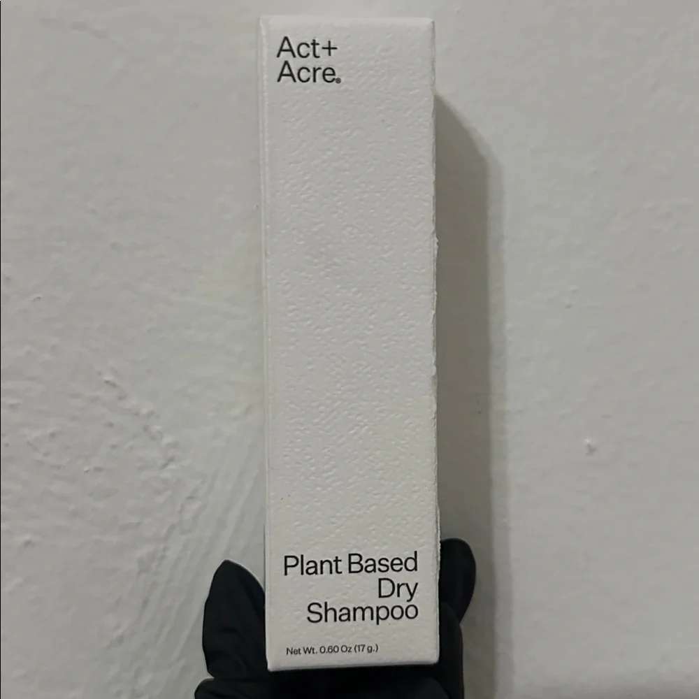 Act + Acre Volumizing Dry Shampoo - Picture 4 of 7